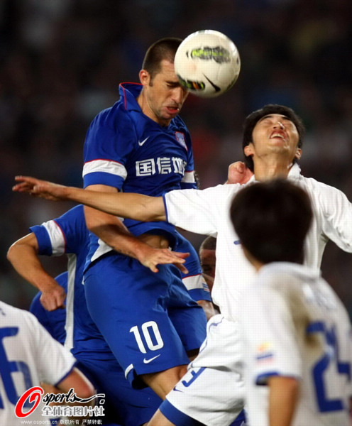 熊猫体育下载-巴黎演绎胜利，巴神金靴华丽炫目惊艳(意大利黑人球星巴神)