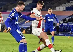 关于莱切斯特城惊险获胜,排名持续上升的信息 关于莱切斯特城惊险获胜,排名持续上升的信息